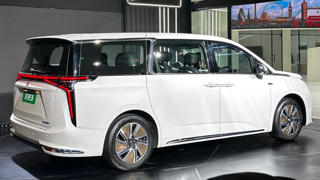 M9 EV