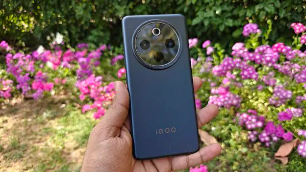 IQOO Z10